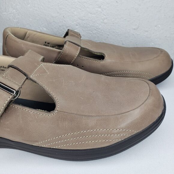 Drew Shoes Womens Size 9 T-Strap Mary Jane Tan Leather Orthopedic Comfort Shoes - Picture 4 of 13